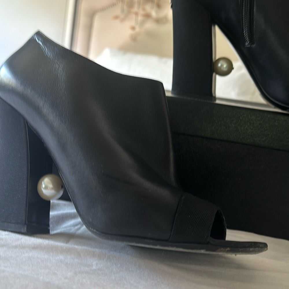 Chanel open toe short boots black leather with silk silk band on the toes 39.5